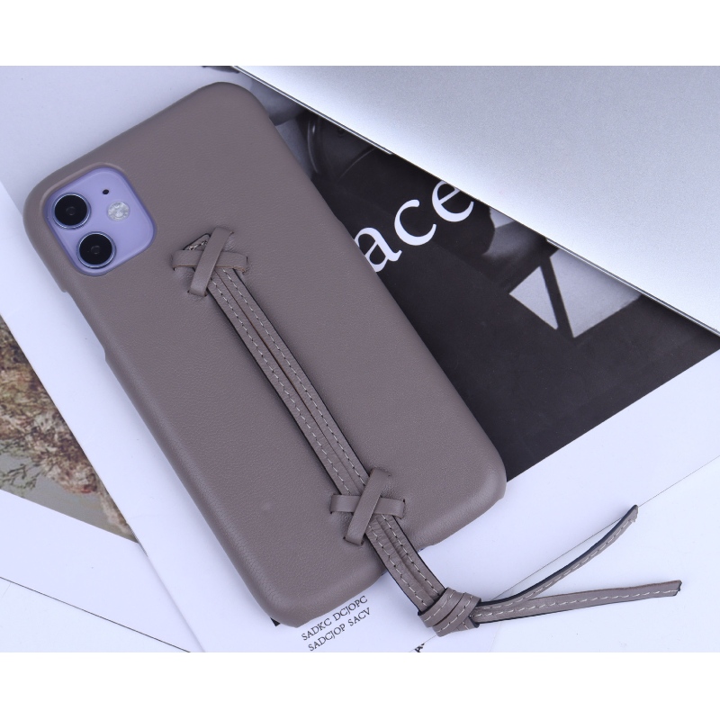 Vỏ điện thoại bằng da chính hãng của Apple iPhone 15 Minorist Moloric
